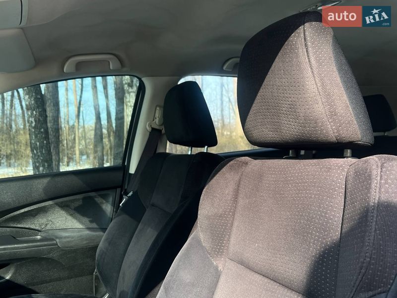 Внедорожник / Кроссовер Honda CR-V 2015 в Ахтырке