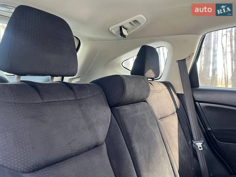 Внедорожник / Кроссовер Honda CR-V 2015 в Ахтырке