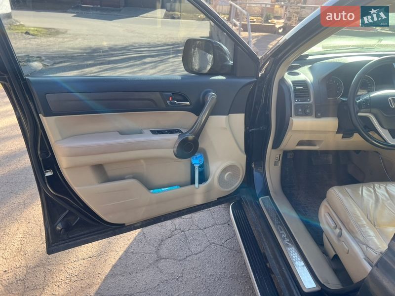 Внедорожник / Кроссовер Honda CR-V 2008 в Кривом Роге