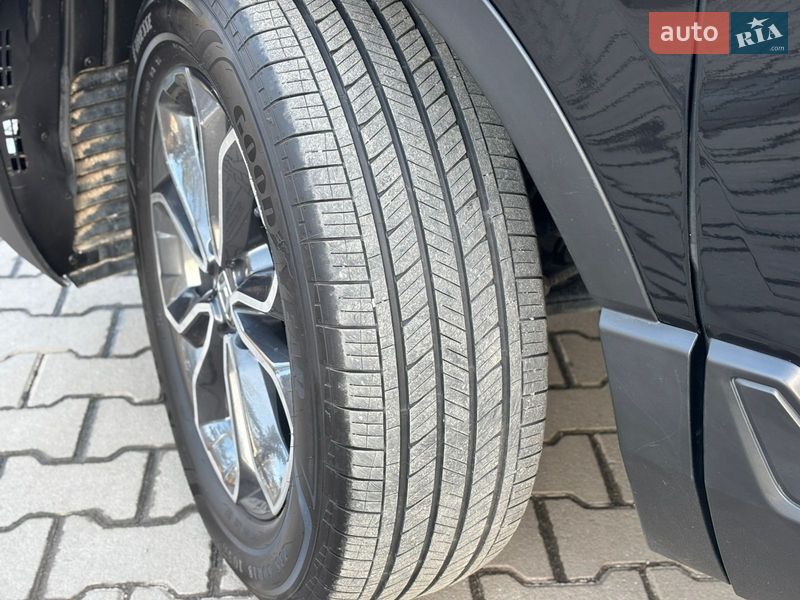 Внедорожник / Кроссовер Honda CR-V 2021 в Хмельницком