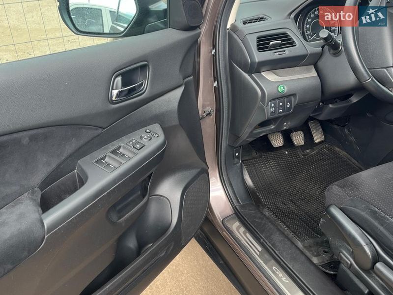 Внедорожник / Кроссовер Honda CR-V 2014 в Харькове