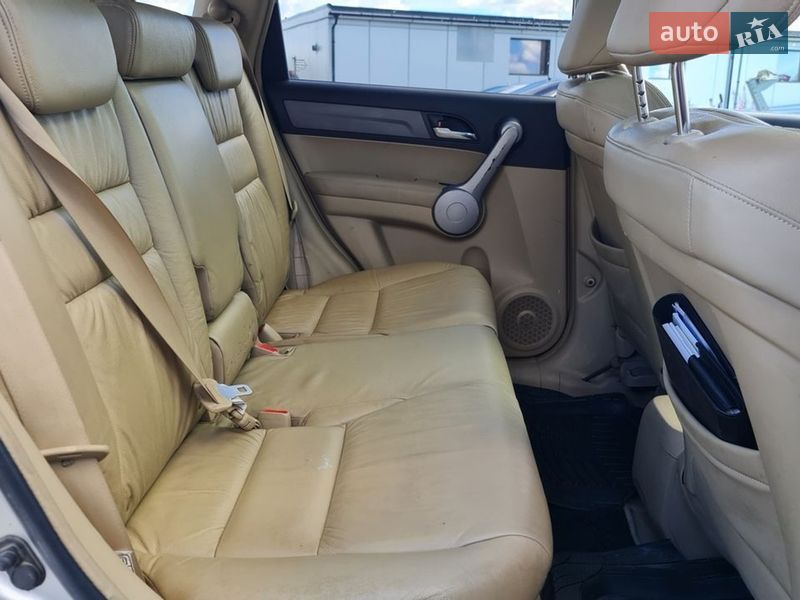 Внедорожник / Кроссовер Honda CR-V 2007 в Александровке (Краматорского района) фото 4 Внедорожник / Кроссовер Honda CR-V 2007 в Александровке (Краматорского района)