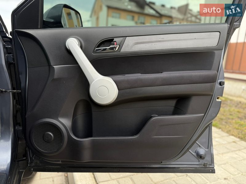 Внедорожник / Кроссовер Honda CR-V 2007 в Львове фото 46 Внедорожник / Кроссовер Honda CR-V 2007 в Львове
