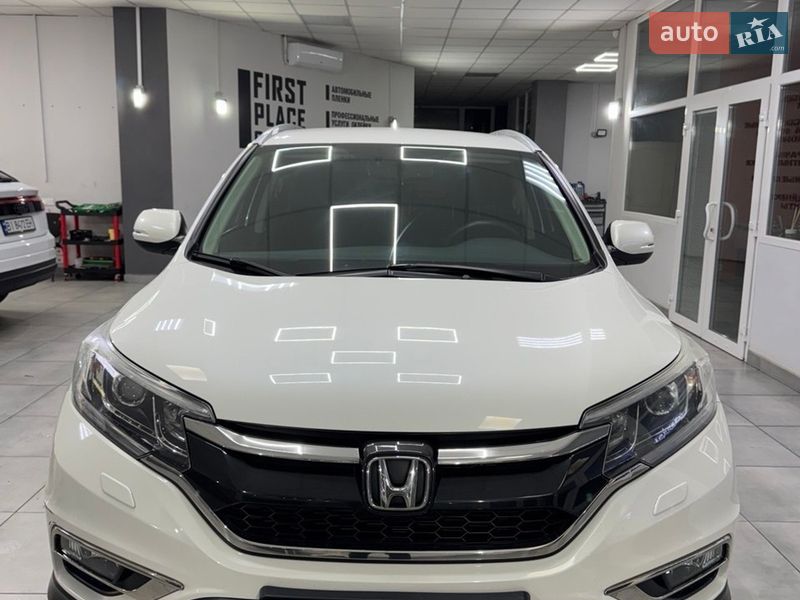 Внедорожник / Кроссовер Honda CR-V 2015 в Харькове