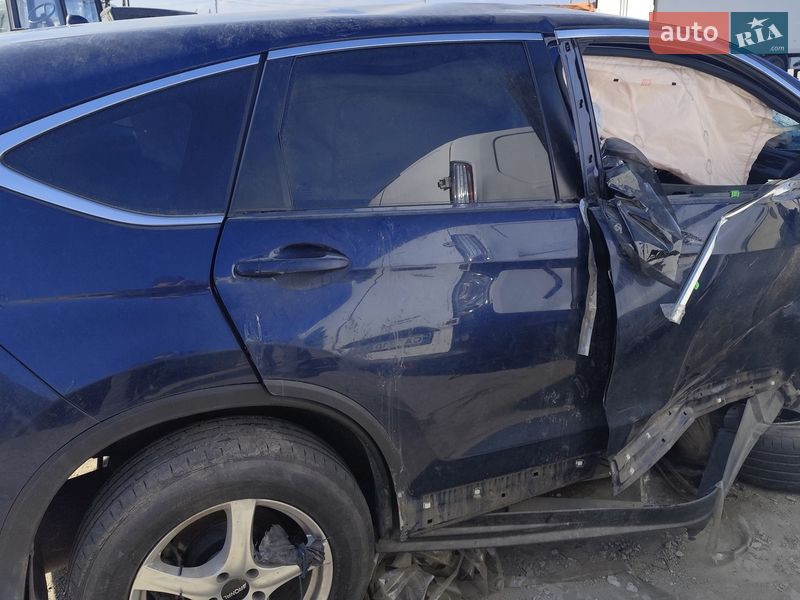 Внедорожник / Кроссовер Honda CR-V 2016 в Каневе фото 7 Внедорожник / Кроссовер Honda CR-V 2016 в Каневе