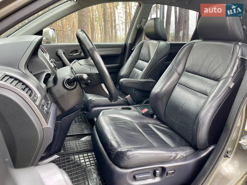 Внедорожник / Кроссовер Honda CR-V 2008 в Киеве