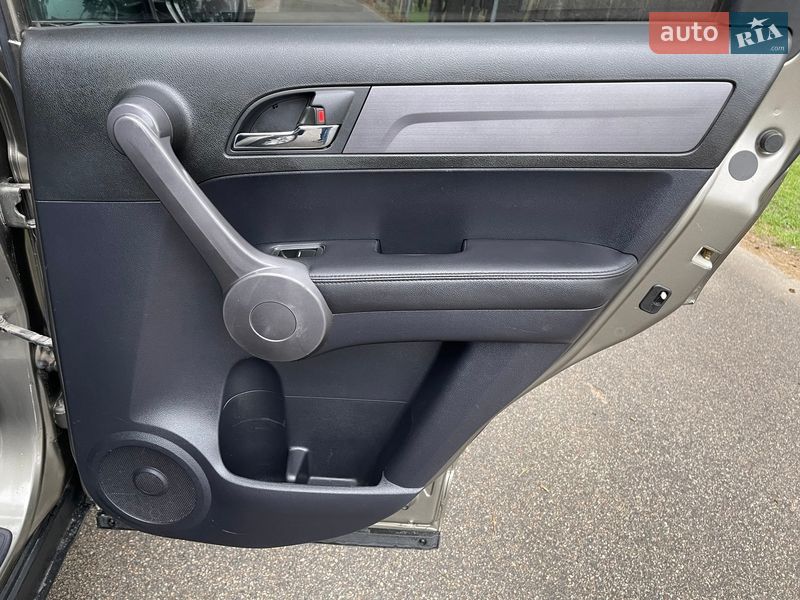 Внедорожник / Кроссовер Honda CR-V 2008 в Киеве