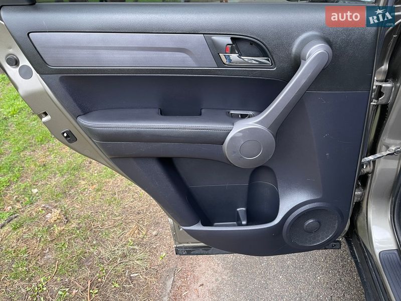 Внедорожник / Кроссовер Honda CR-V 2008 в Киеве