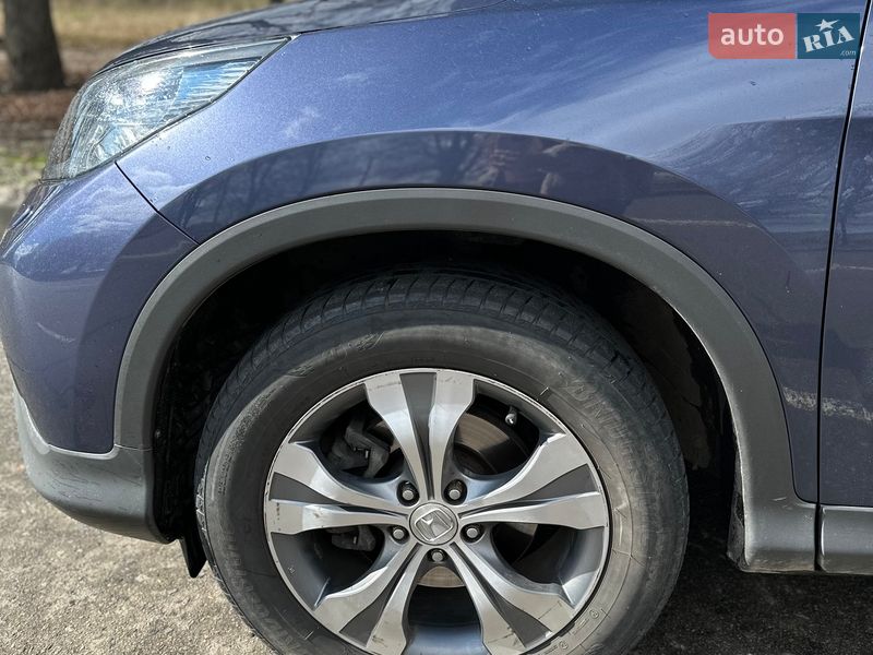 Позашляховик / Кросовер Honda CR-V 2013 в Сумах