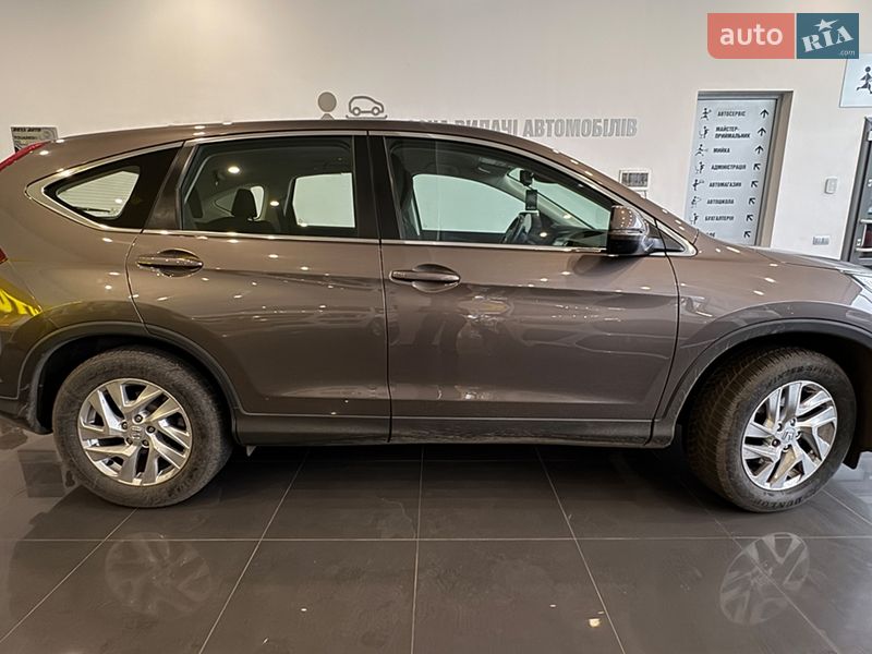 Внедорожник / Кроссовер Honda CR-V 2015 в Львове