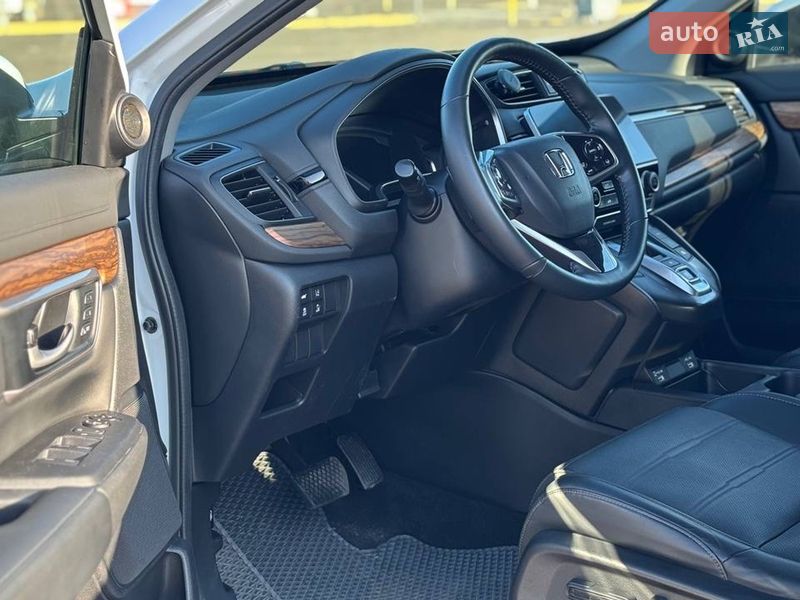 Внедорожник / Кроссовер Honda CR-V 2021 в Киеве
