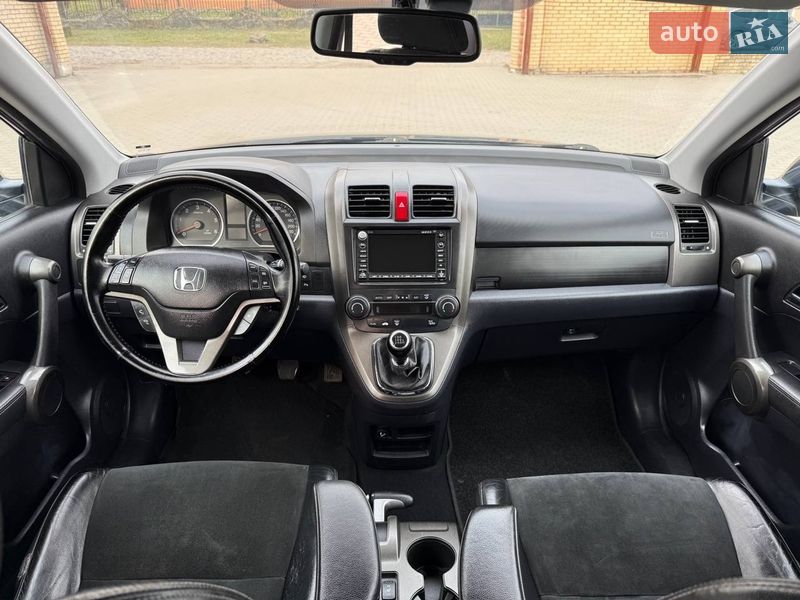 Позашляховик / Кросовер Honda CR-V 2011 в Радивиліві