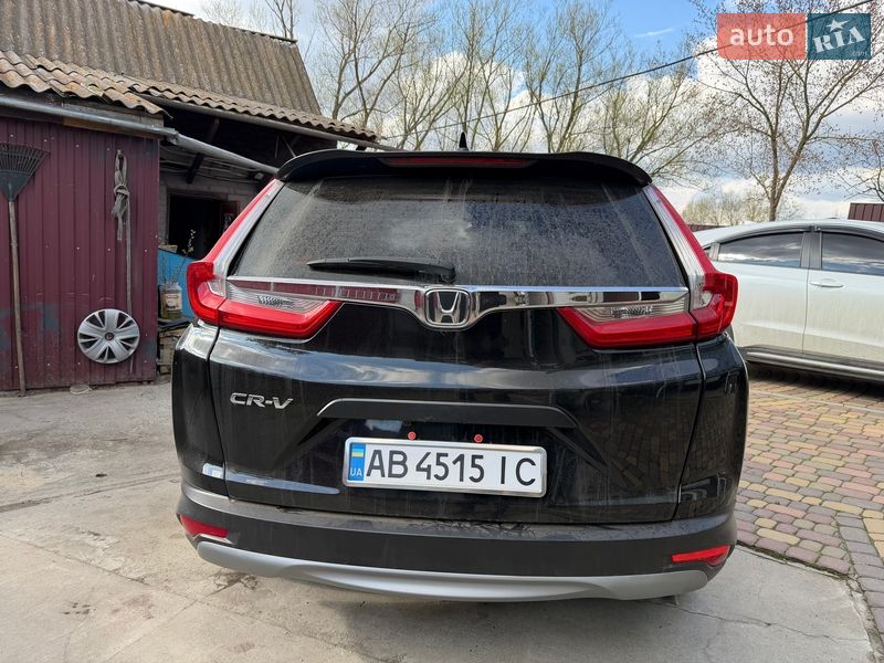 Внедорожник / Кроссовер Honda CR-V 2019 в Липовце