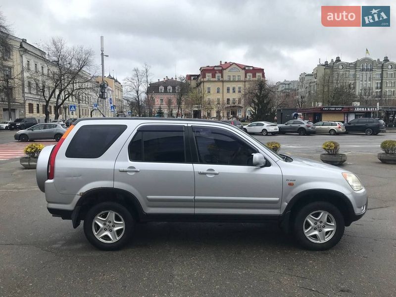 Позашляховик / Кросовер Honda CR-V 2003 в Києві