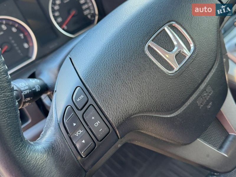 Позашляховик / Кросовер Honda CR-V 2012 в Києві