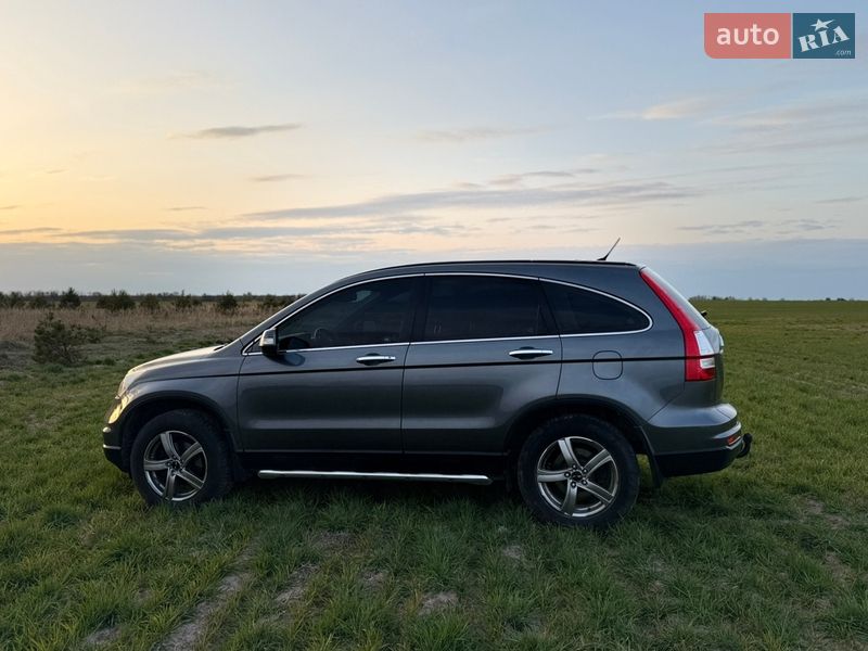 Внедорожник / Кроссовер Honda CR-V 2010 в Радивилове