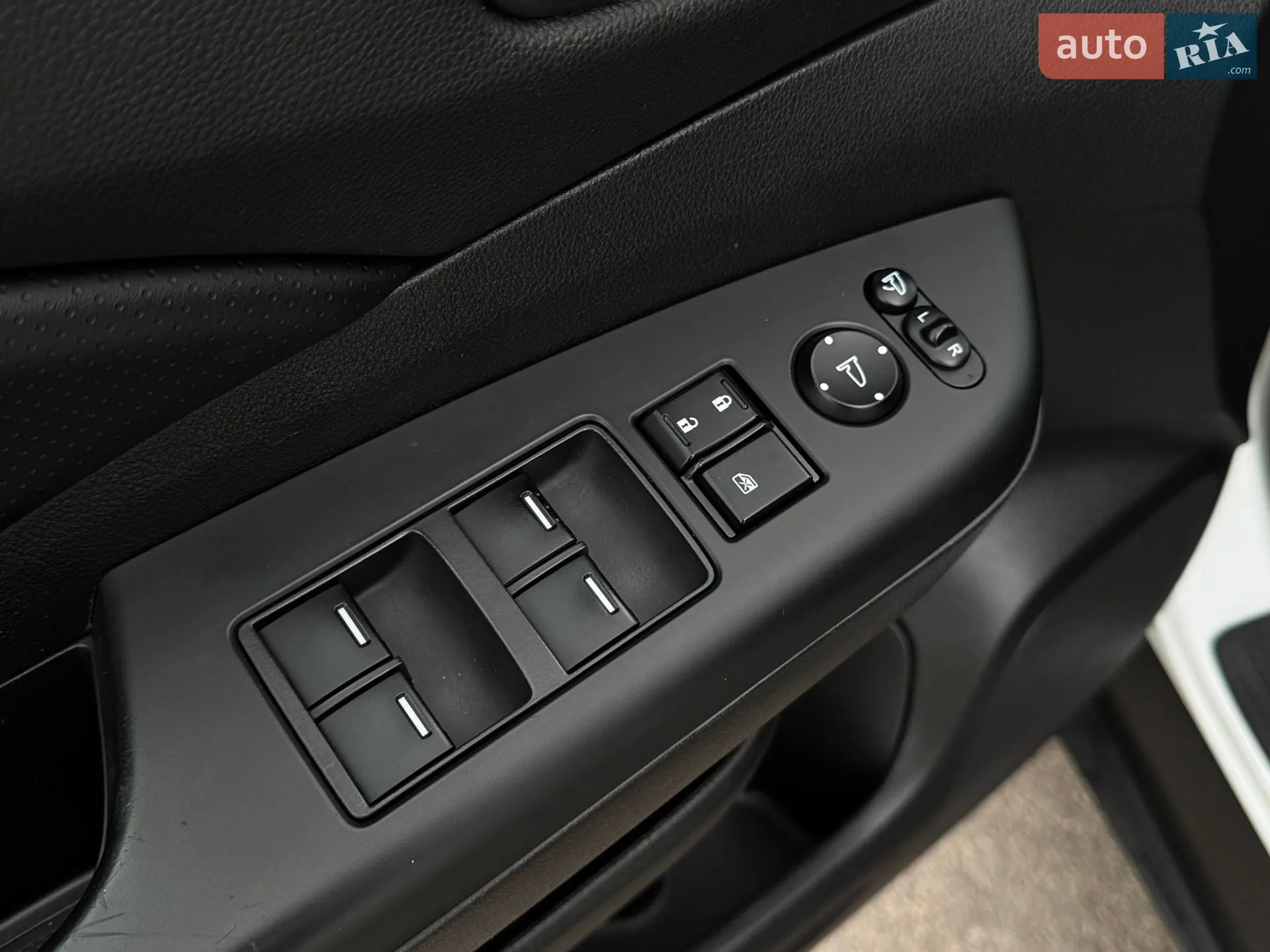 2014 Honda CR-V - мініатюра 39