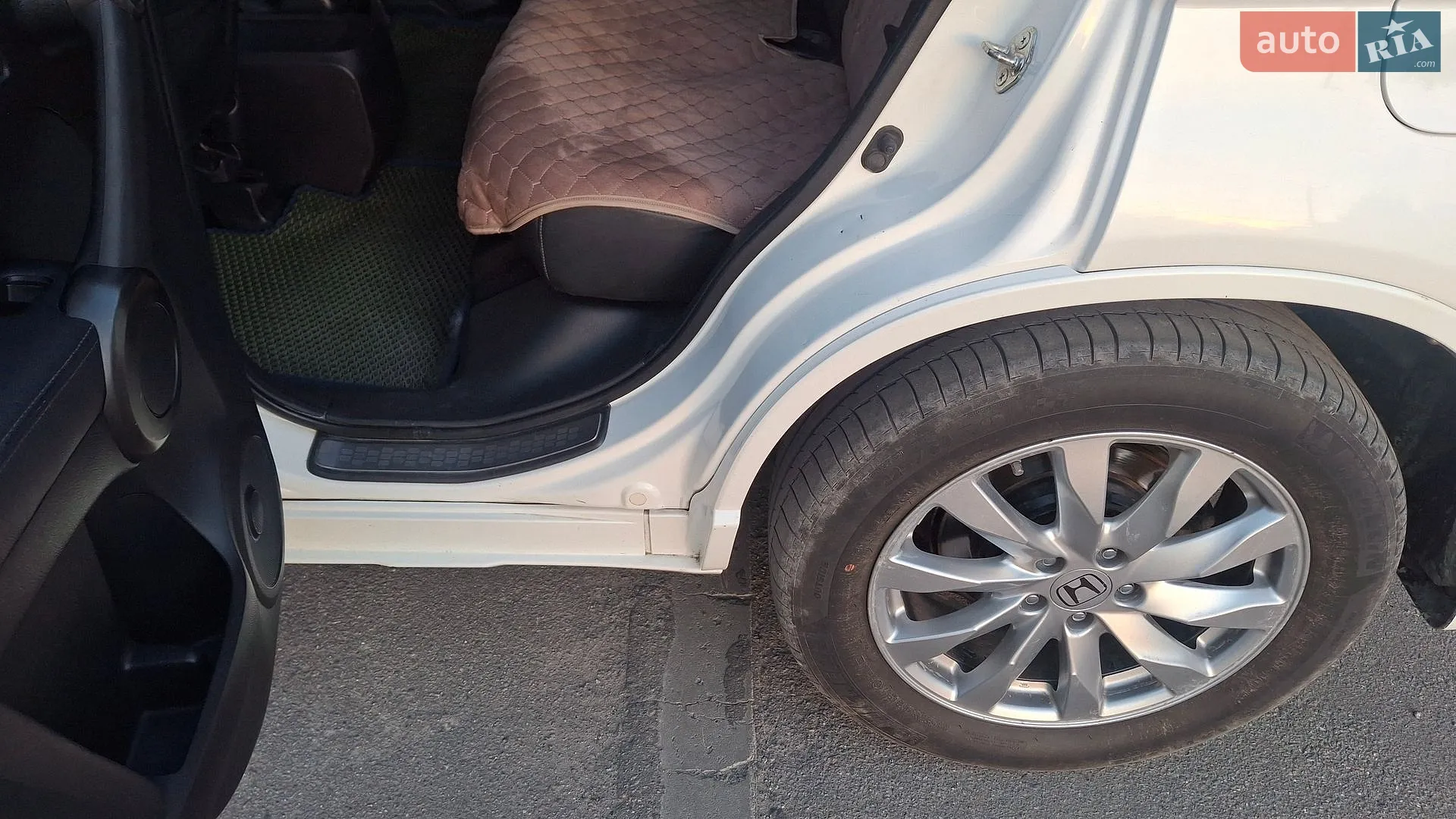 Honda CR-V 2010 VIN SHSRE6770AU002615 фото оголошення 9 з 15