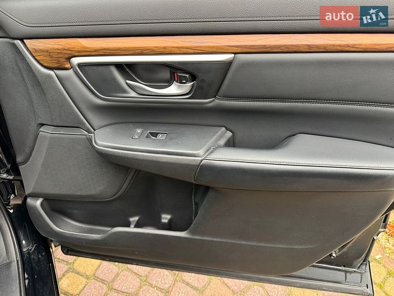 Внедорожник / Кроссовер Honda CR-V 2022 в Львове