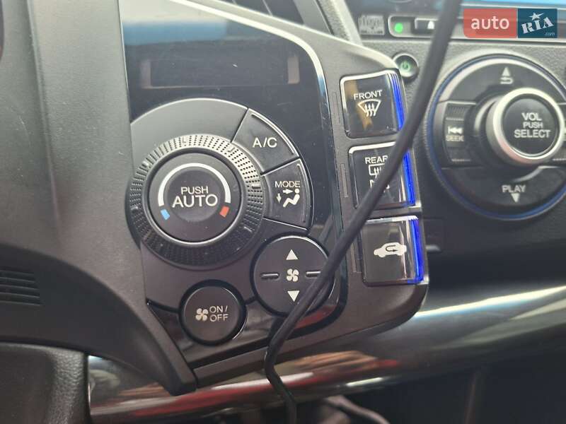 Хетчбек Honda CR-Z 2015 в Хмельницькому фото 2 Хетчбек Honda CR-Z 2015 в Хмельницькому