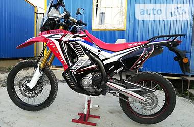 Honda CRF 250 Rally 2017 Honda CRF 250 Rally 2017