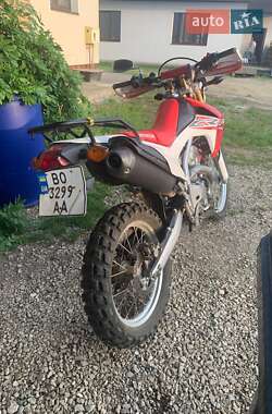 Мотоцикл Внедорожный (Enduro) Honda CRF 250L 2015 в 