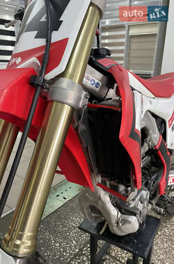 Мотоцикл Кросс Honda CRF 250R 2015 в 