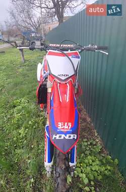 Мотоцикл Кросс Honda CRF 250R 2016 в 