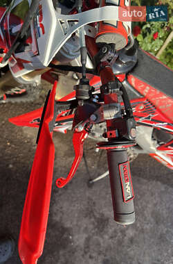 Мотоцикл Кросс Honda CRF 250R 2012 в 