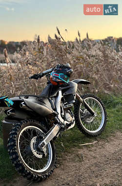 Мотоцикл Кросс Honda CRF 250R 2009 в 