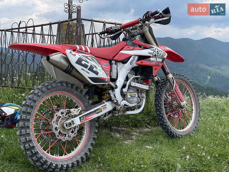 Мотоцикл Кросс Honda CRF 250R 2009 в Полянице