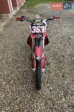Мотоцикл Кросс Honda CRF 450R 2010 в 