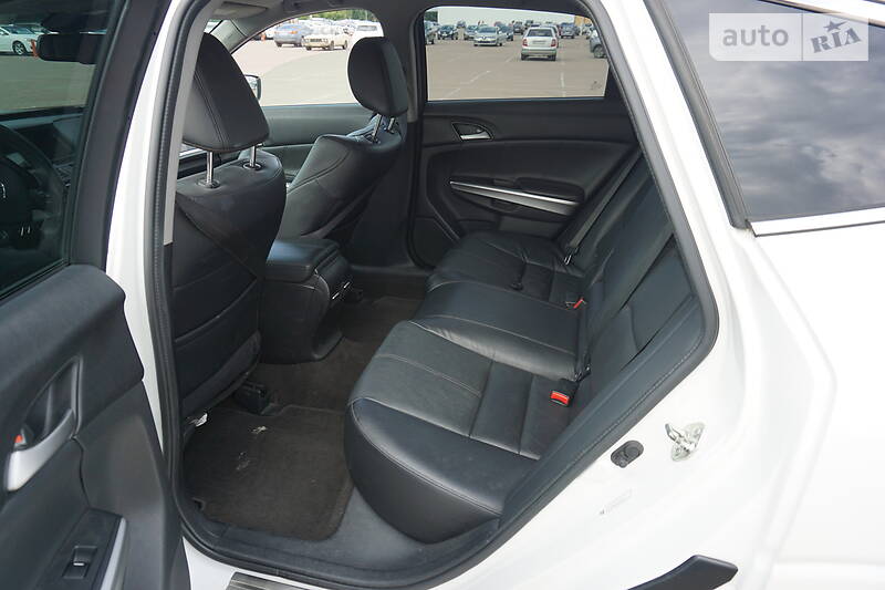 Внедорожник / Кроссовер Honda Crosstour 2013 в Житомире