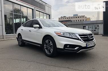 Внедорожник / Кроссовер Honda Crosstour 2013 в Киеве