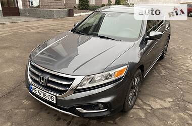 Внедорожник / Кроссовер Honda Crosstour 2013 в Черновцах