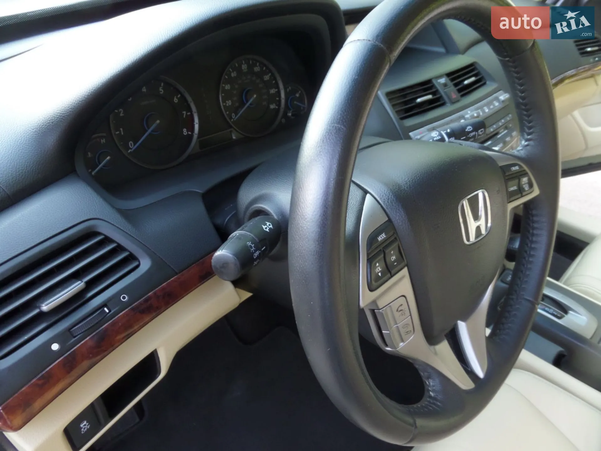 2012 Honda Crosstour - мініатюра 19