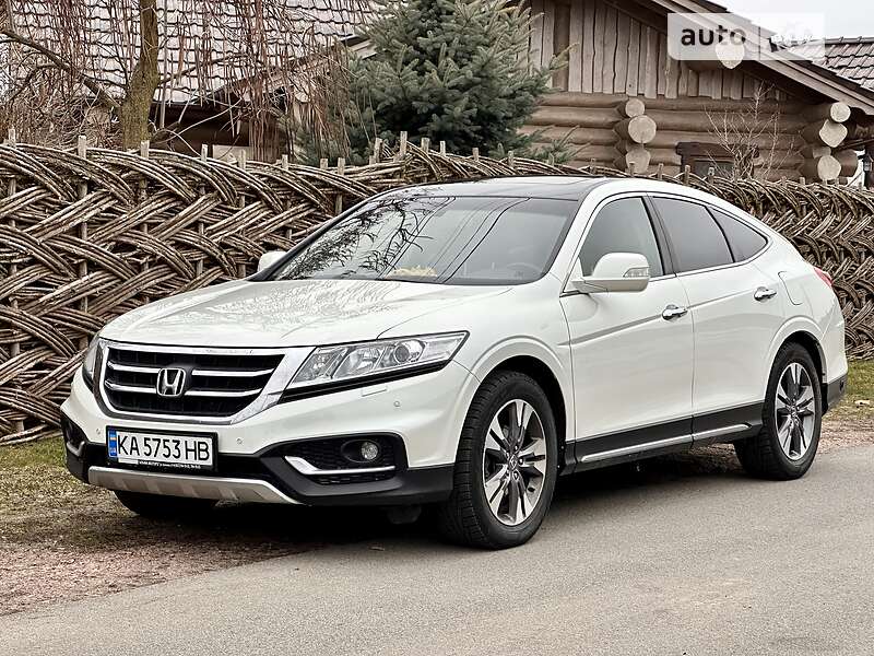 Внедорожник / Кроссовер Honda Crosstour 2013 в Киеве