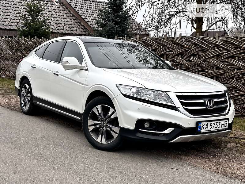 Внедорожник / Кроссовер Honda Crosstour 2013 в Киеве