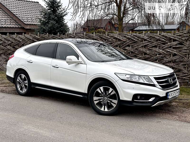 Внедорожник / Кроссовер Honda Crosstour 2013 в Киеве