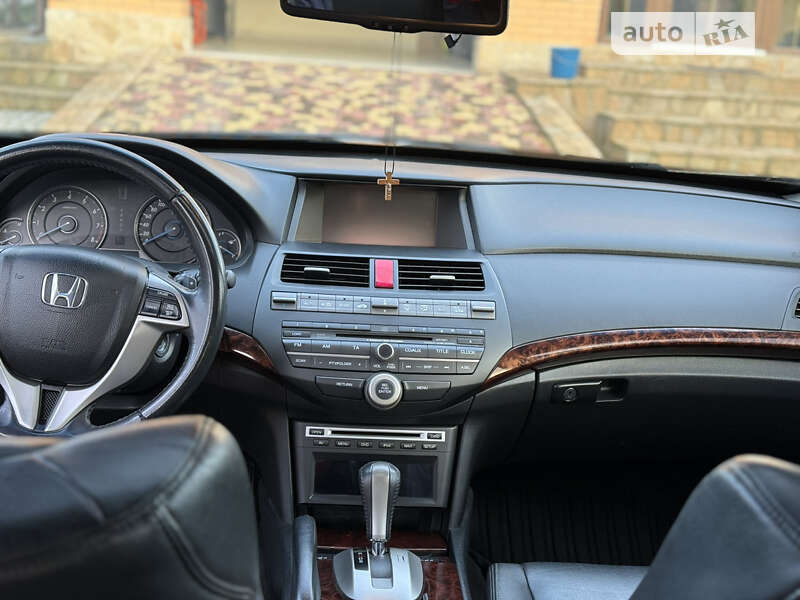 Позашляховик / Кросовер Honda Crosstour 2011 в Дніпрі