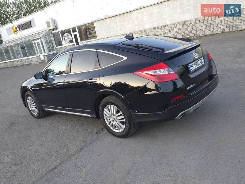 Позашляховик / Кросовер Honda Crosstour 2013 в Львові