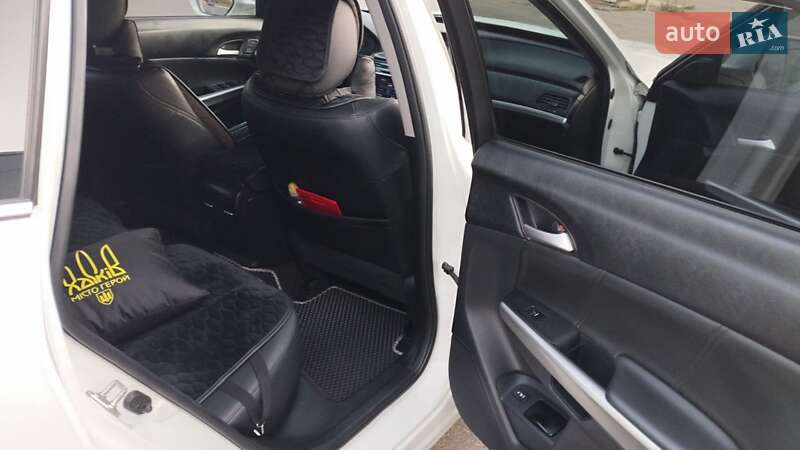 Внедорожник / Кроссовер Honda Crosstour 2013 в Харькове