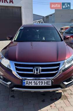 Внедорожник / Кроссовер Honda Crosstour 2013 в Житомире