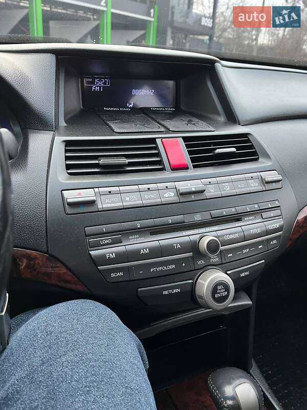 Внедорожник / Кроссовер Honda Crosstour 2011 в Черновцах