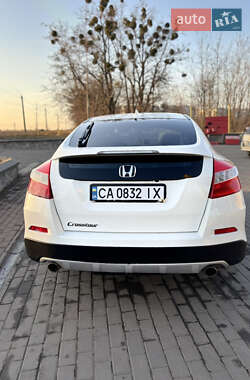 Внедорожник / Кроссовер Honda Crosstour 2013 в 