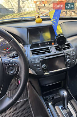 Внедорожник / Кроссовер Honda Crosstour 2014 в Калуше
