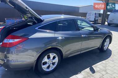 Внедорожник / Кроссовер Honda Crosstour 2012 в Черновцах