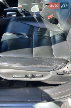Внедорожник / Кроссовер Honda Crosstour 2012 в Черновцах