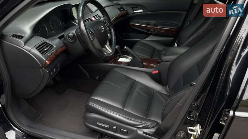 Внедорожник / Кроссовер Honda Crosstour 2011 в Одессе