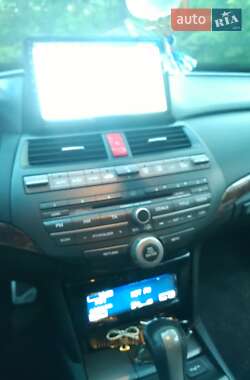 Внедорожник / Кроссовер Honda Crosstour 2011 в 